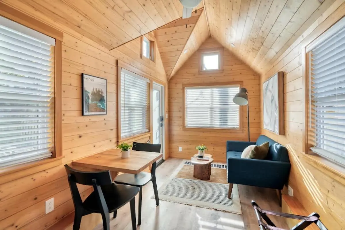 Stay Portland - Tiny Refuge - Quiet & Cozy